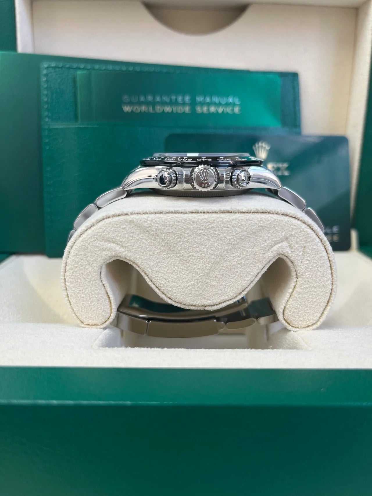 Rolex Cosmograph Daytona – Black Lacquer Dial – Ceramic Bezel – Oyster Bracelet (Ref. 116500LN)