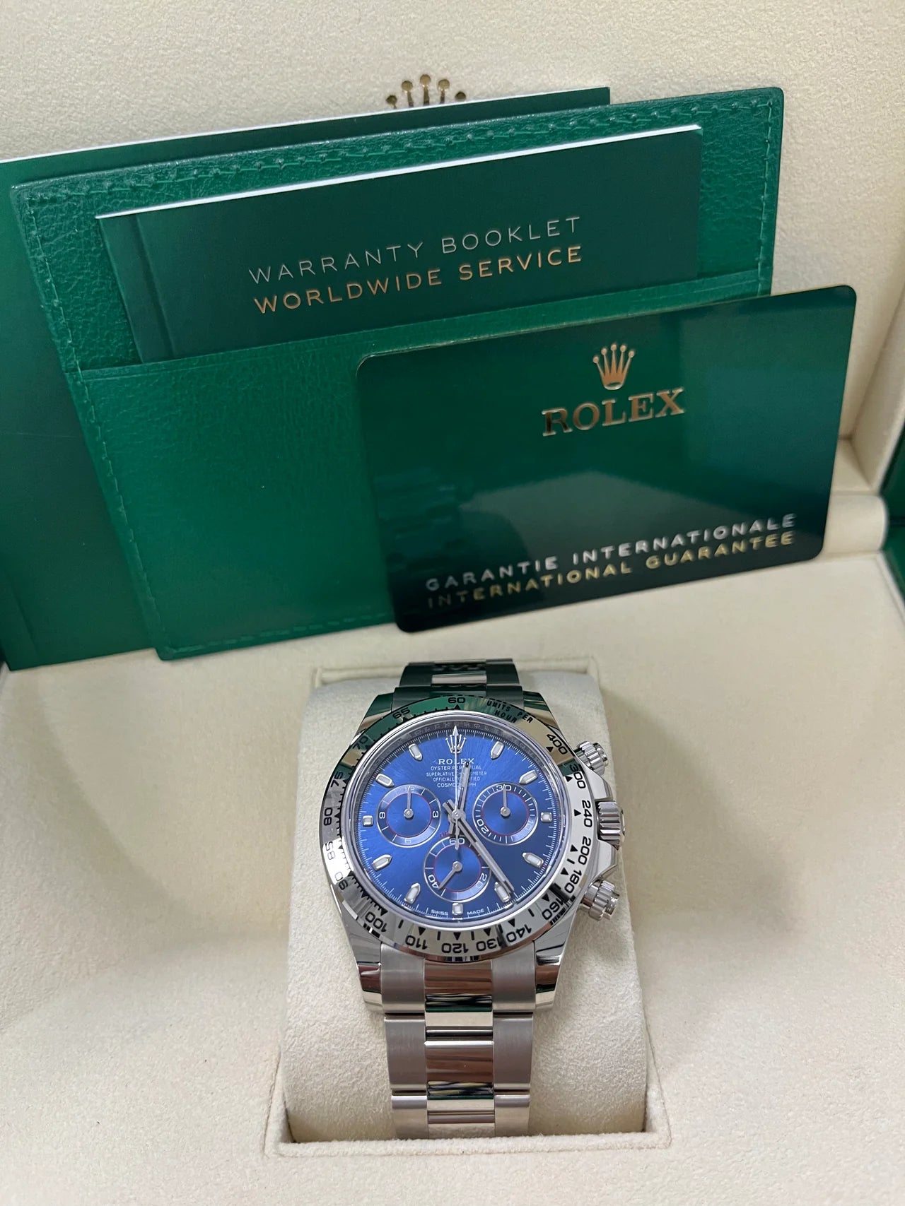 Rolex Daytona 40 White Gold – Blue Sunburst Dial (Ref. 116509)