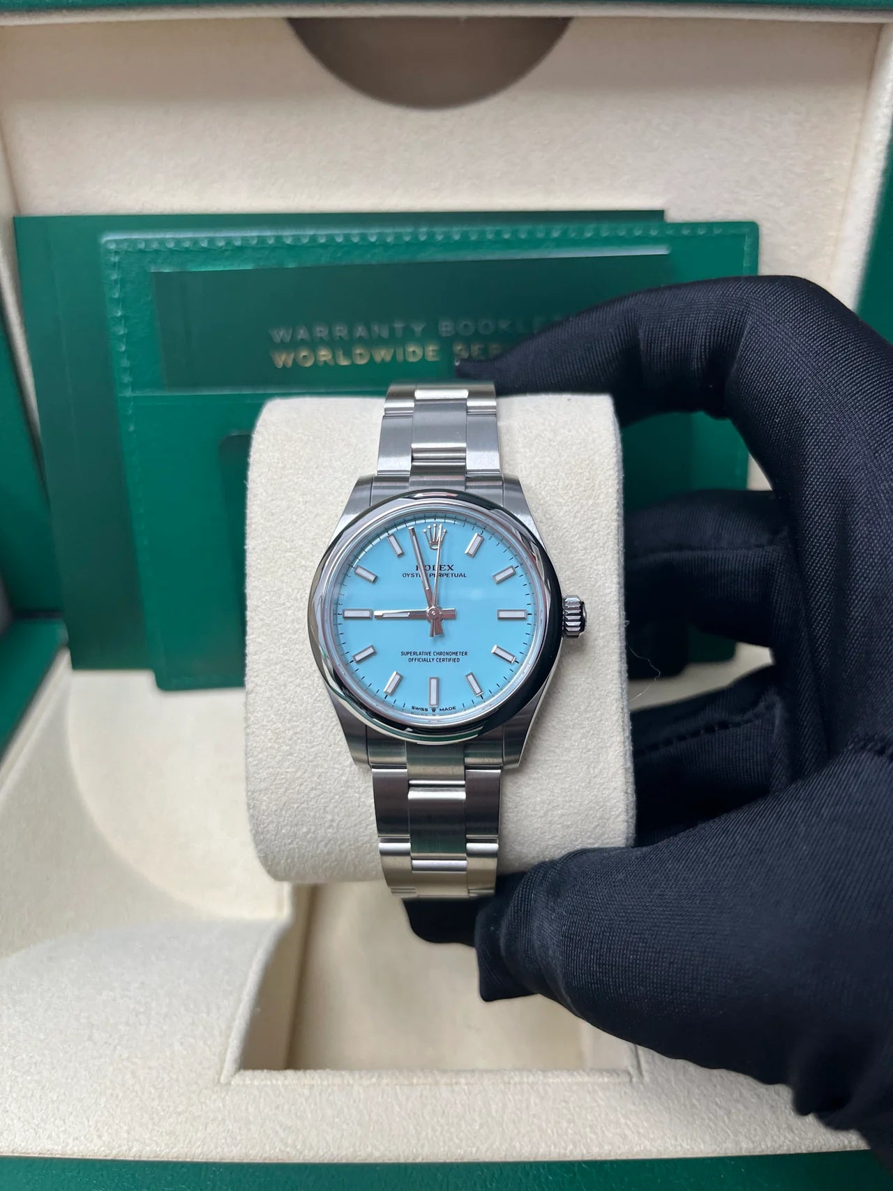 Rolex Oyster Perpetual 31 – Domed Bezel – Turquoise Blue Index Dial – Oyster Bracelet 277200