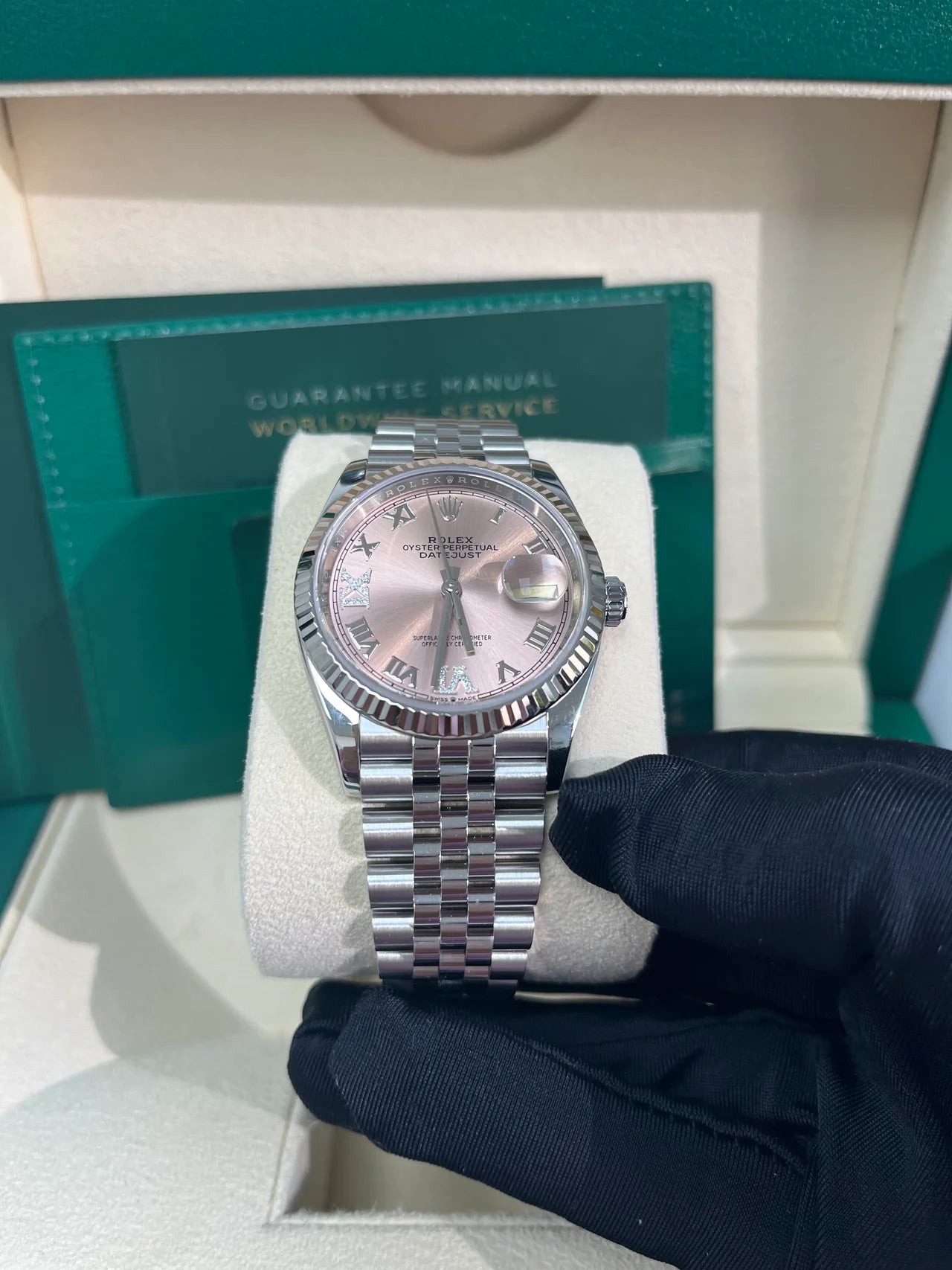 Rolex Datejust 36 – Pink Roman Dial with Diamonds – Fluted Bezel – Jubilee Bracelet (Ref. 126234)