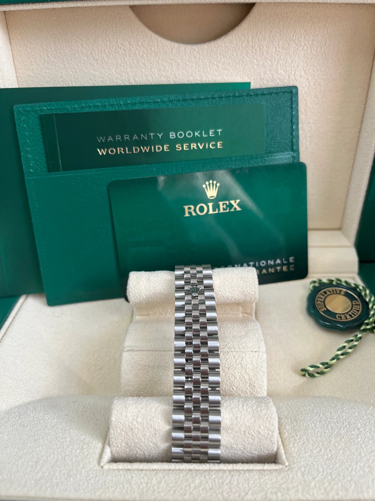 Rolex Datejust 31 – Fluted Bezel – Mint Green Index Dial – Jubilee Bracelet (Ref. 278274)