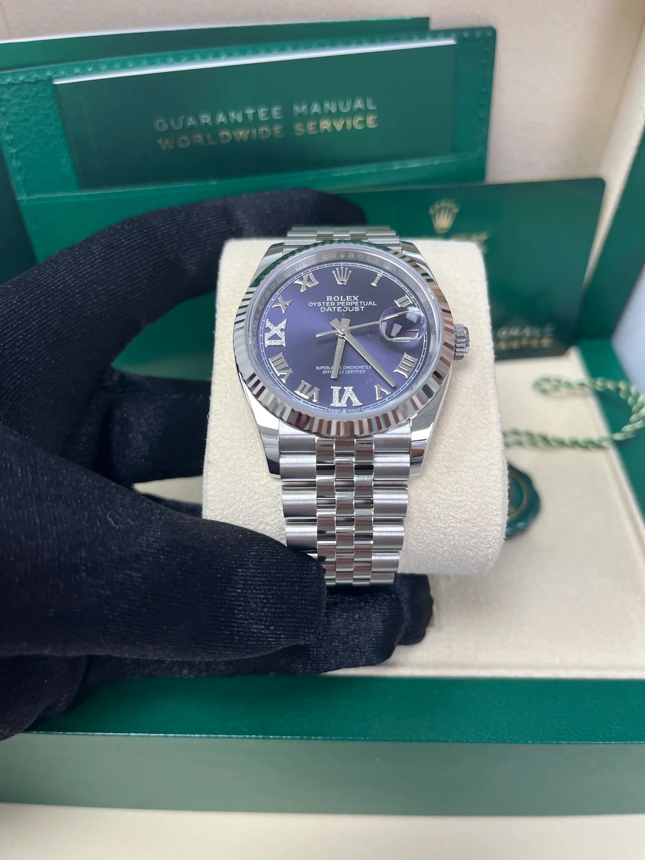 Rolex Datejust 36 – Aubergine Roman Dial with Diamonds – Fluted Bezel – Jubilee Bracelet (Ref. 126234)
