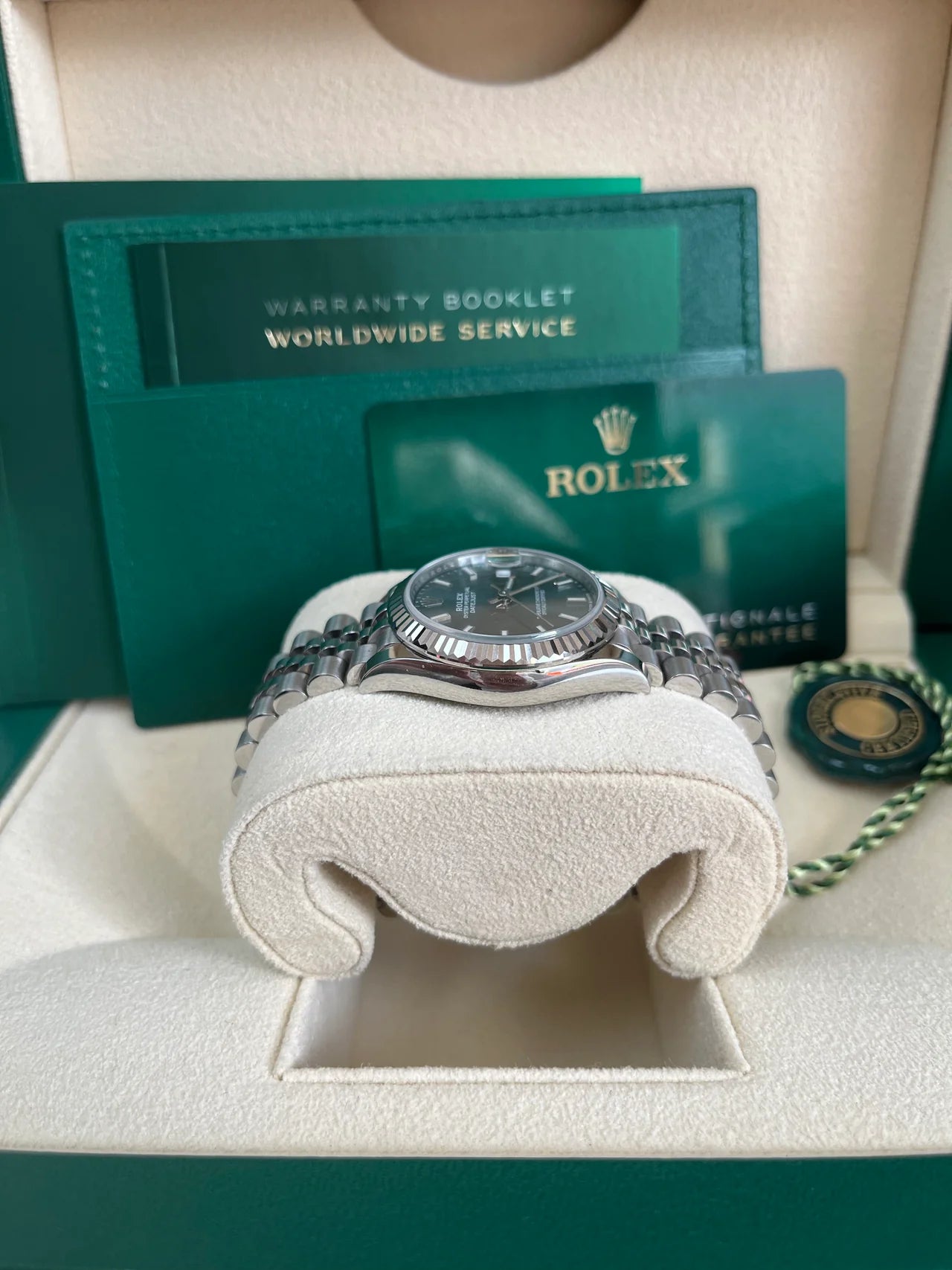 Rolex Datejust 31 – Fluted Bezel – Mint Green Index Dial – Jubilee Bracelet (Ref. 278274)