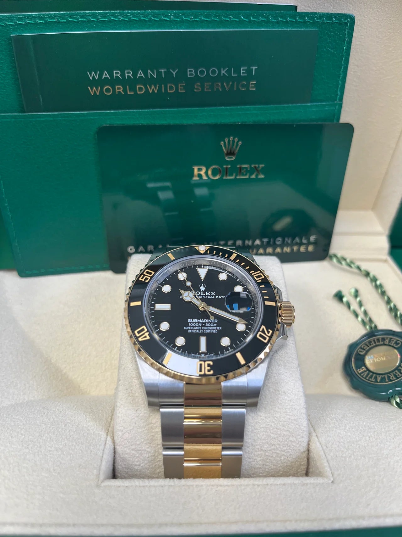 Rolex Submariner Date – Black Dial – Two-Tone Stainless Steel &amp; Yellow Gold – Ceramic Bezel – Oyster Bracelet (Ref. 126613LN)