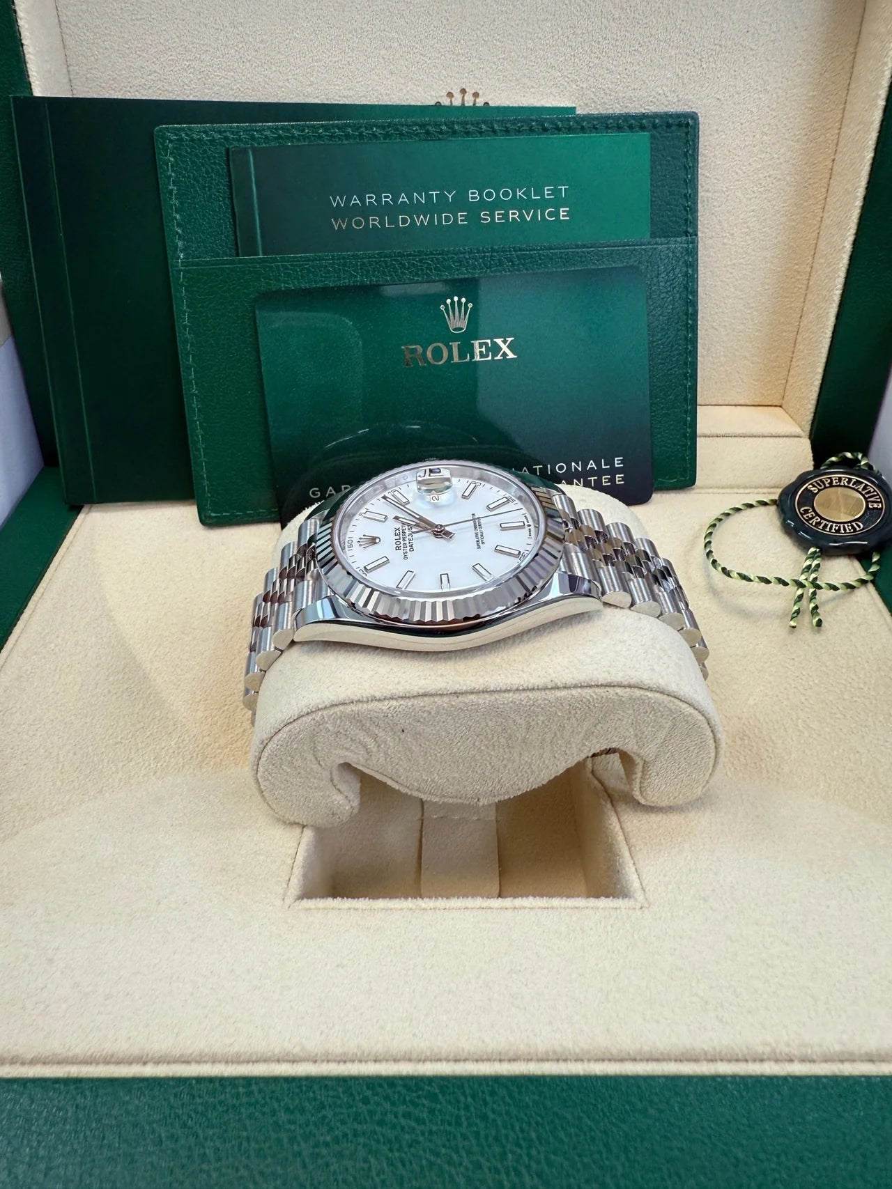Rolex Datejust 41 – White Index Dial – Fluted Bezel – Jubilee Bracelet (Ref. 126334)