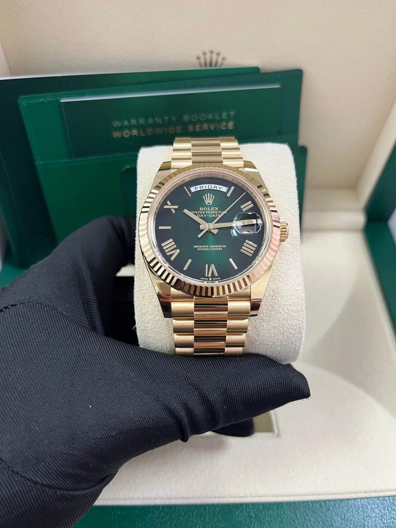 Rolex Day-Date 40 – Ombre Green Dial – 18K Yellow Gold (Ref. 228238)