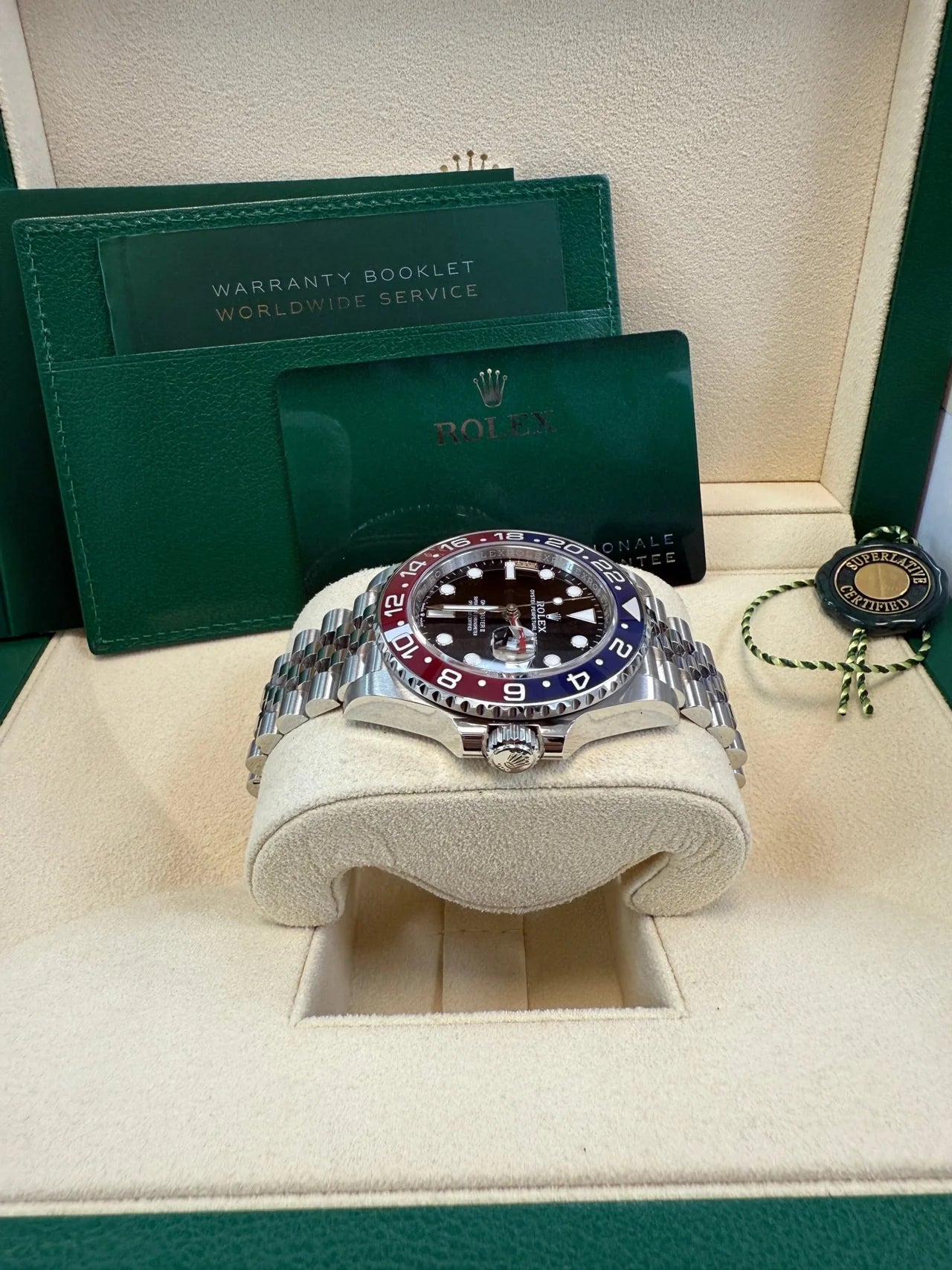 Rolex GMT-Master II – “Pepsi” Bezel – Black Dial – Jubilee Bracelet (Ref. 126710BLRO)
