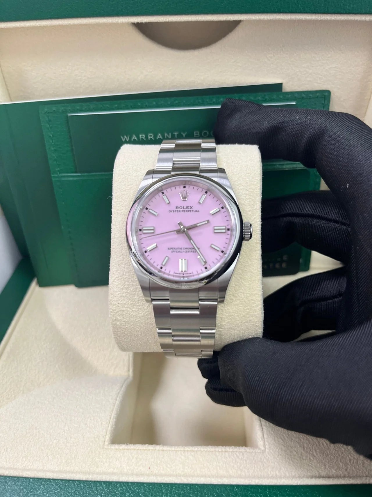 Rolex Oyster Perpetual 36 – Domed Bezel – Candy Pink Index Dial – Oyster Bracelet (Ref. 126000)