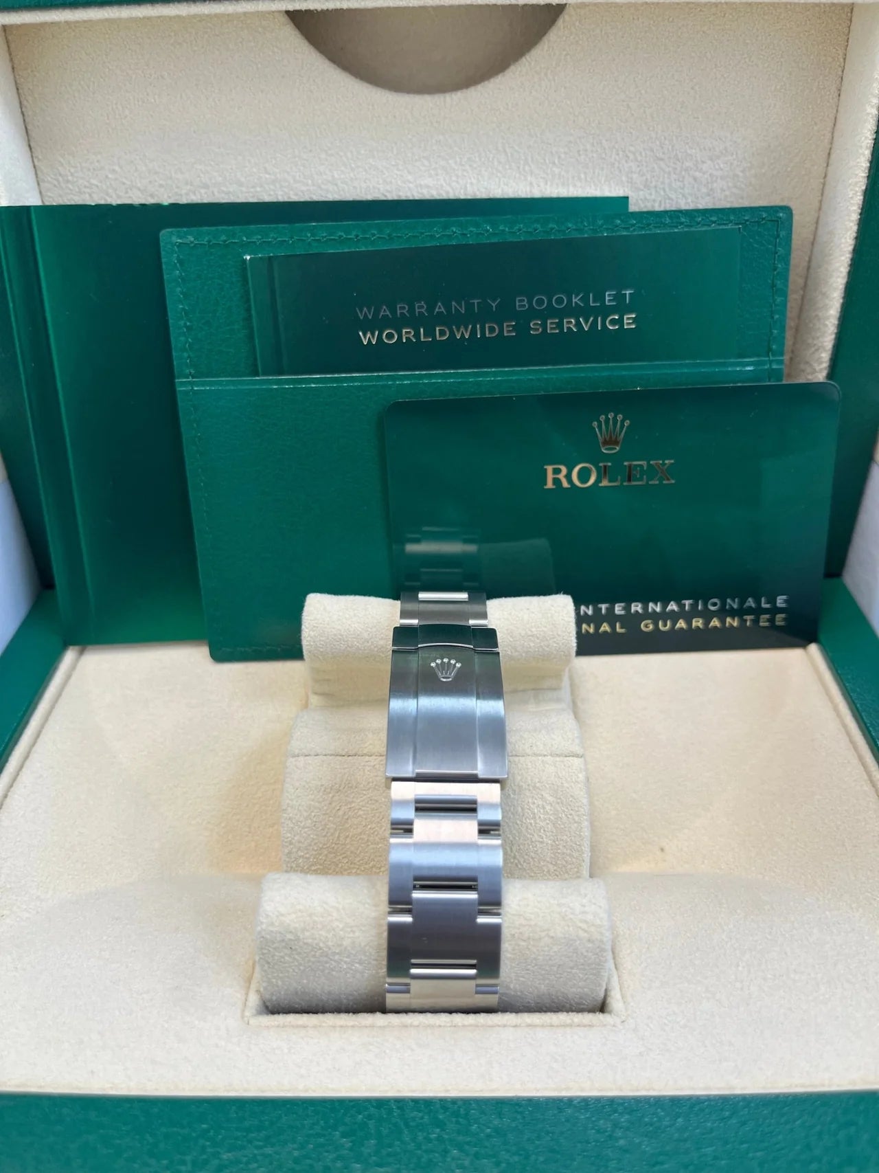 Rolex Oyster Perpetual 36 – Celebration Motif Dial – Oyster Bracelet (Ref. 126000)