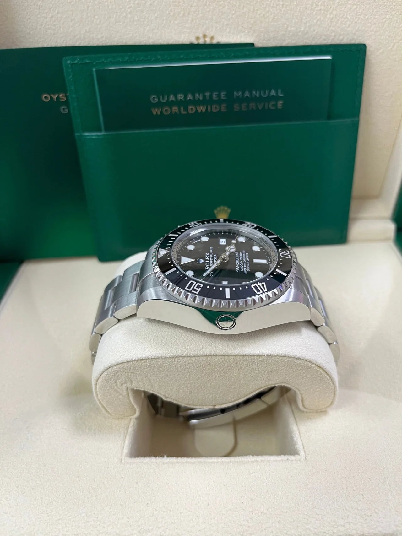 Rolex Sea-Dweller Deepsea 44 – Black Dial – Oyster Bracelet (Ref. 126660)
